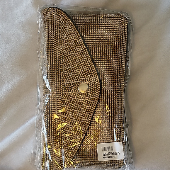 *NWT* Rhinestone Fanny Pack - Picture 16 of 17